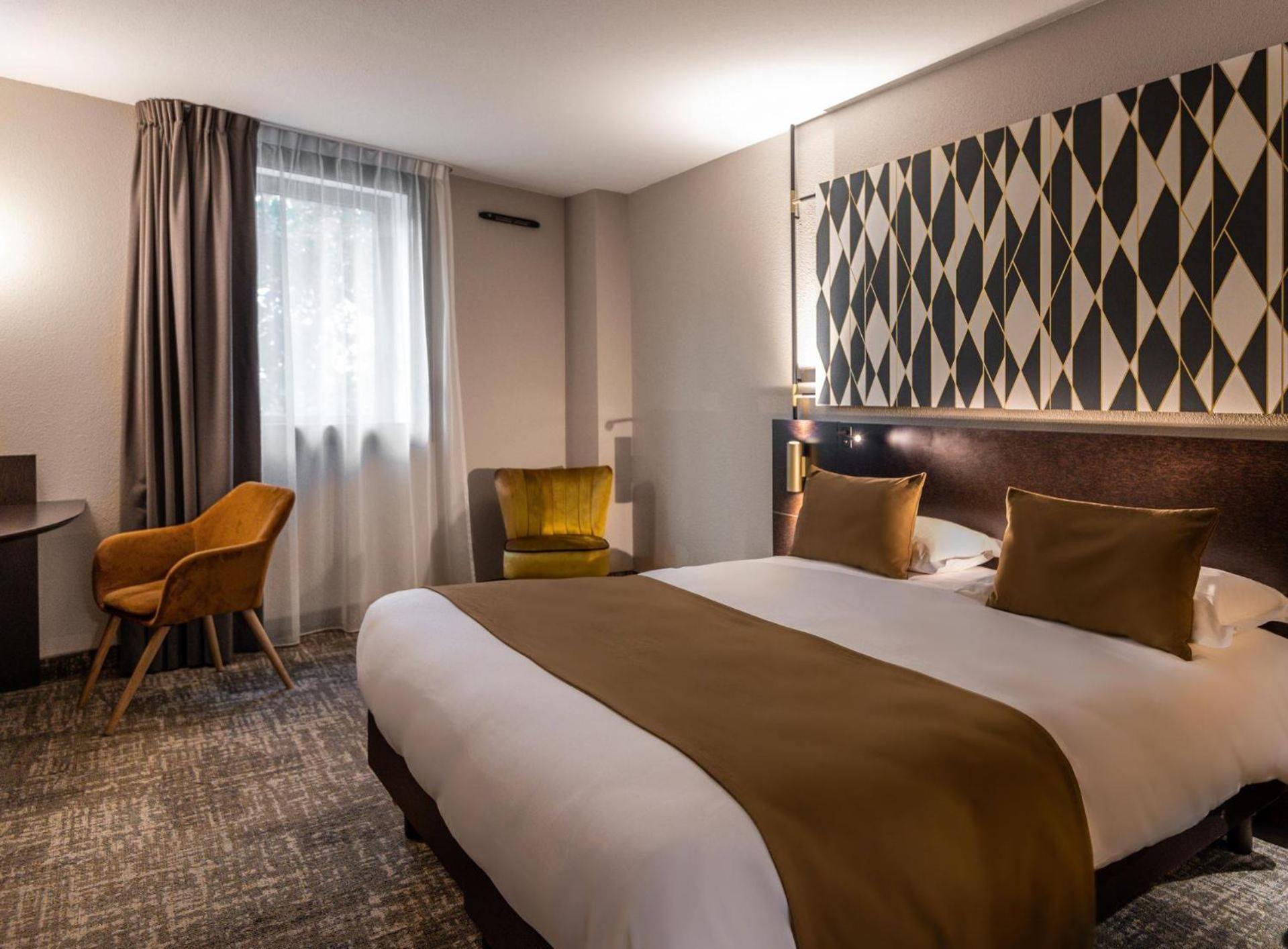 Brit Hotel Du Stade Rennes Ouest Exteriör bild